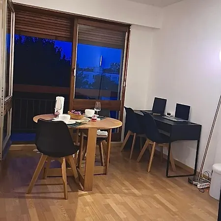 Chic With Balcony! * Clamart